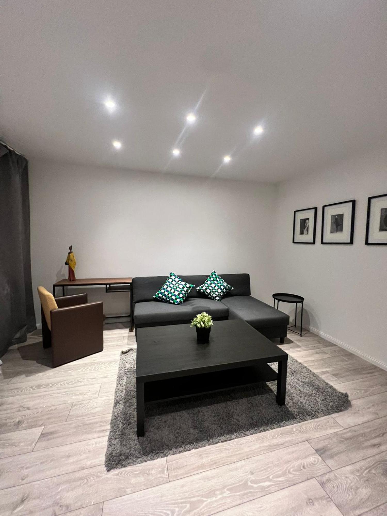 3 Friedrich Ebert Strasse
